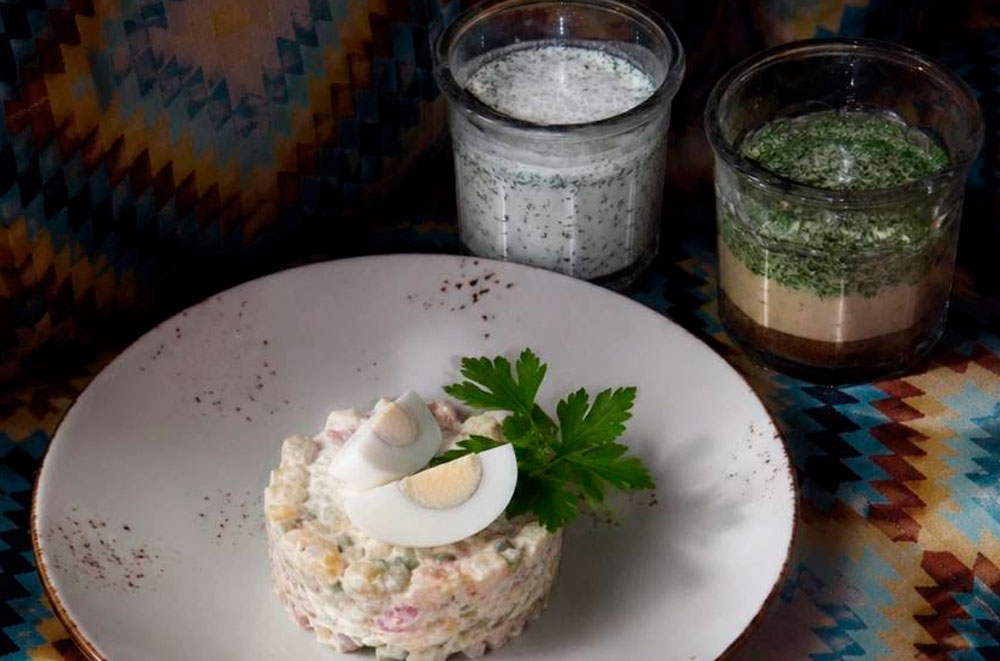 Фото Окрошка на квасе мясная